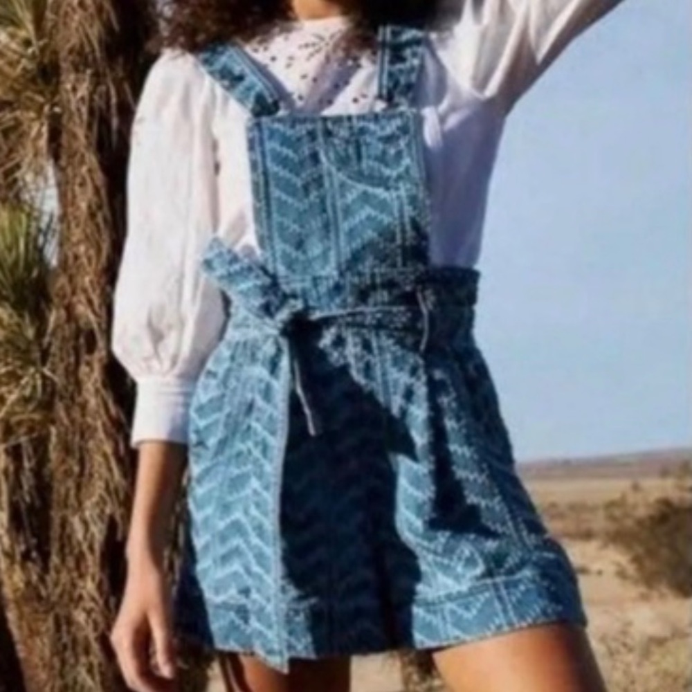 Happy Nature Cosmo Distressed Denim Short Overalls